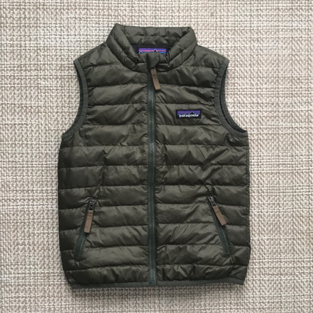 Patagonia Down Vest (size 4T)